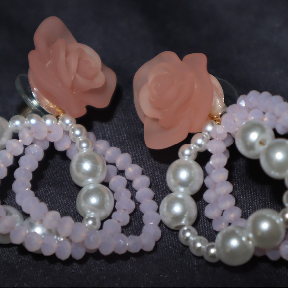 Rose Earrings - Picture 6 of 9